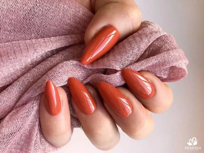 Mẫu nail chụp ảnh cưới