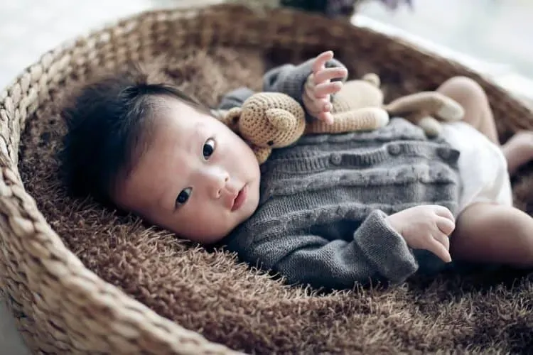 Bé sinh năm 2019 có tính cách tự lập, hài hước và dễ gần