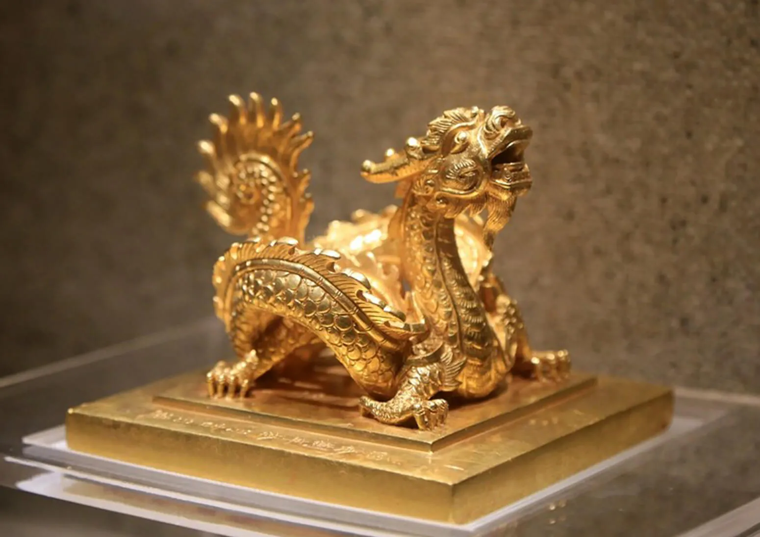 Linh vật phong thủy tuổi Nhâm Thìn 1952