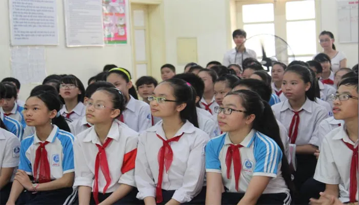 Học sinh lớp 8 thuộc thế hệ 2k mấy theo từng năm học