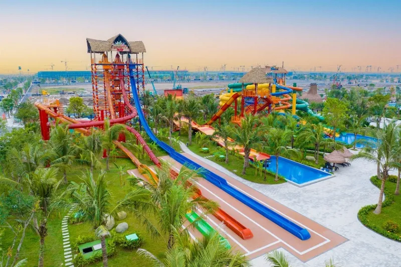 VinWonders Wave Park & Water Park